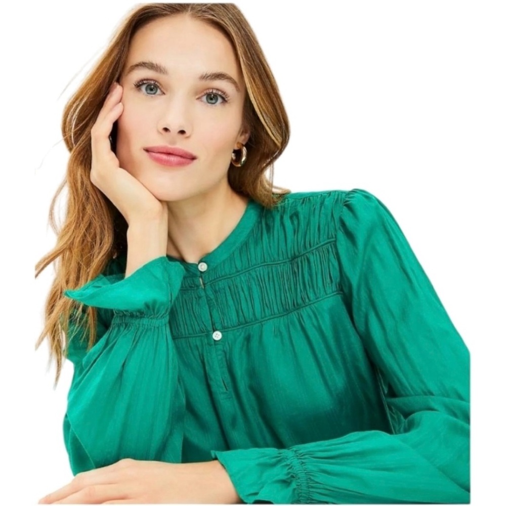 NWT LOFT Women’s Long Sleeve Shirred Yoke Style Blouse In Kelly Green Size: XSP - Picture 2 of 12